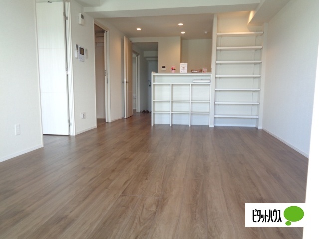 居室・リビング　リビング