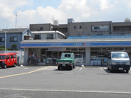 コンビニ　ローソン 八尾美園町四丁目店（コンビニ）まで332m
