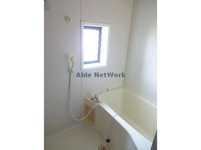 バス・シャワールーム　窓ありバス！※イメージ