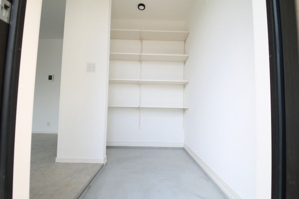 玄関　出しっぱなしになりがちな玄関周りも楽々収納♪