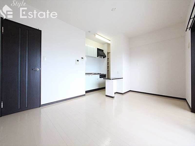 居室・リビング　内装