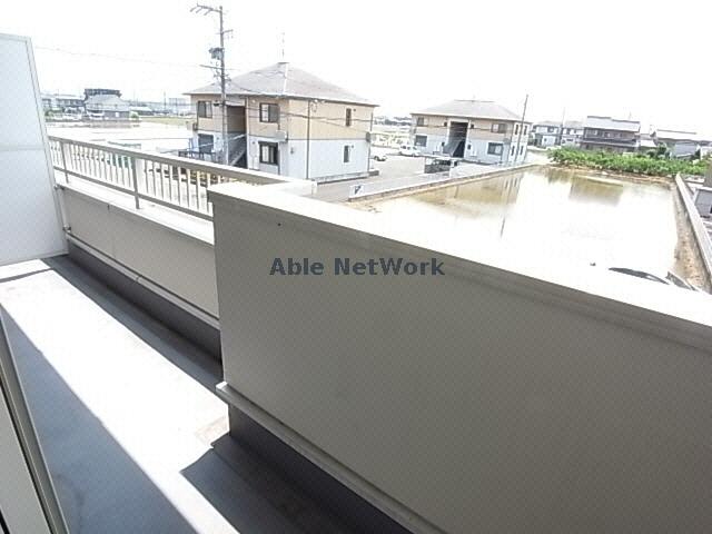バルコニー　バルコニー