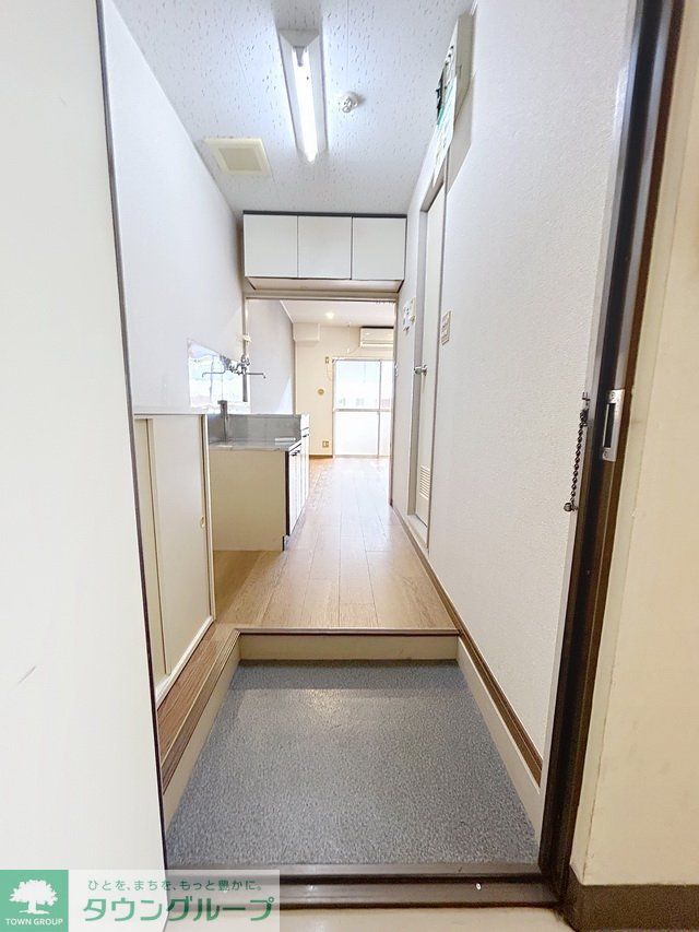 玄関　同建物別号室参考写真