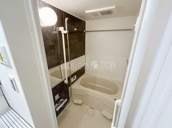 バス・シャワールーム　◆同社施工事例の写真です♪