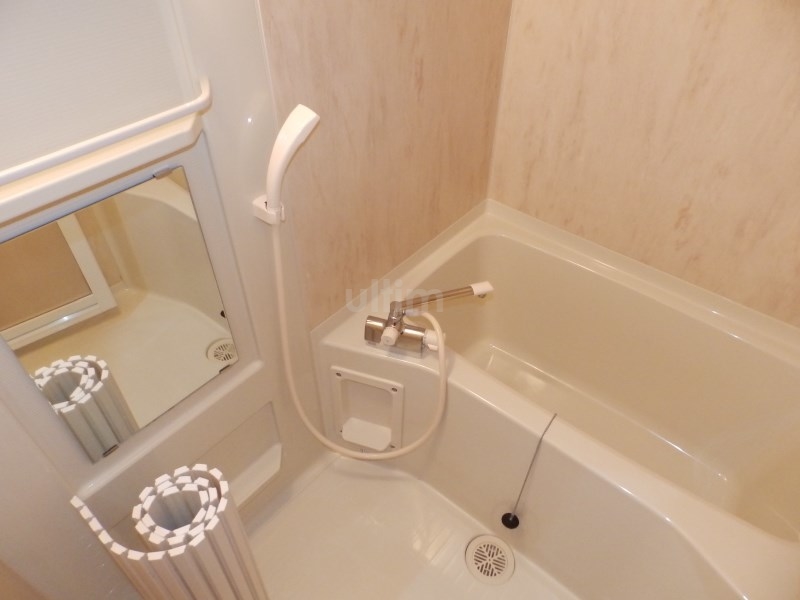 バス・シャワールーム　別の部屋の写真です。ご参考までに。