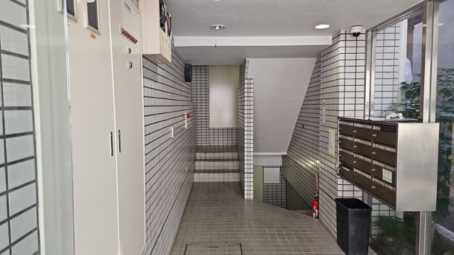 エントランス　エントランス