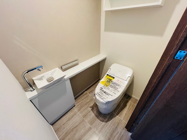 トイレ　別部屋参照