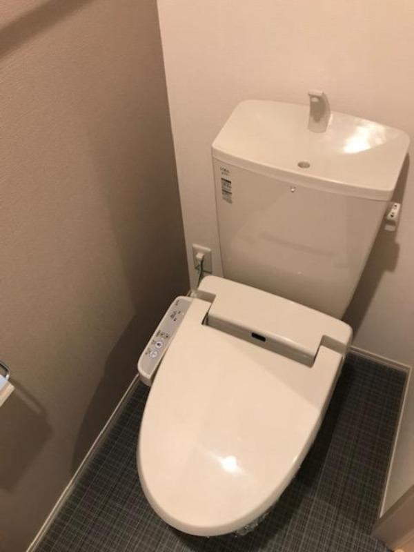 トイレ　同物件別室
