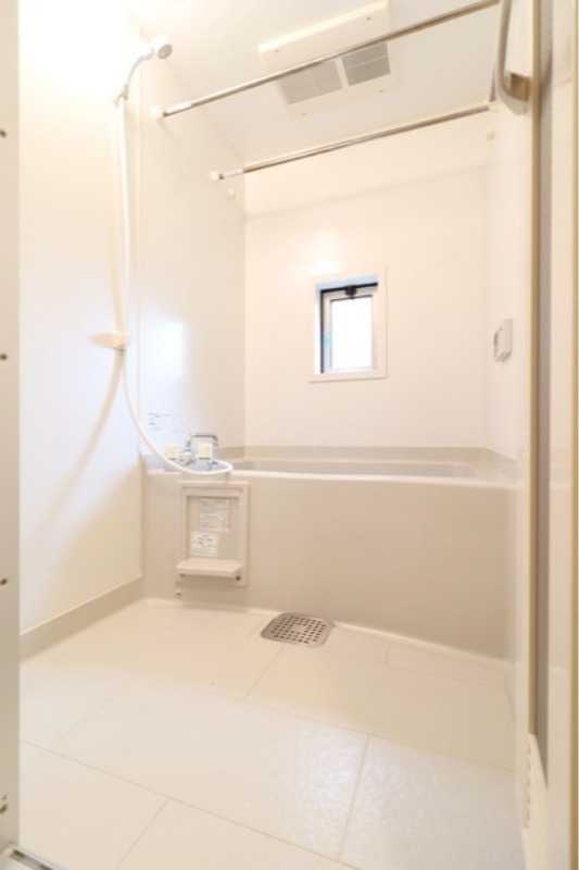 バス・シャワールーム　図面と現状に相違がある場合には現状を優先