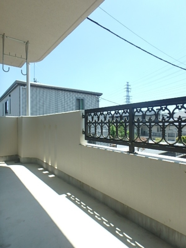 バルコニー　図面と現状に相違がある場合には現状を優先