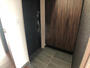 玄関　広い玄関大きな靴箱があります