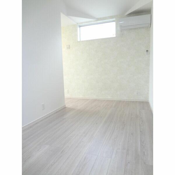 居室・リビング　?