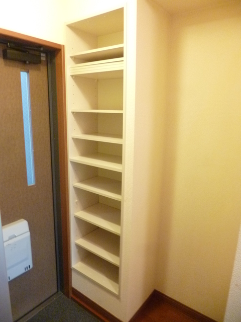 玄関　シューズボックス