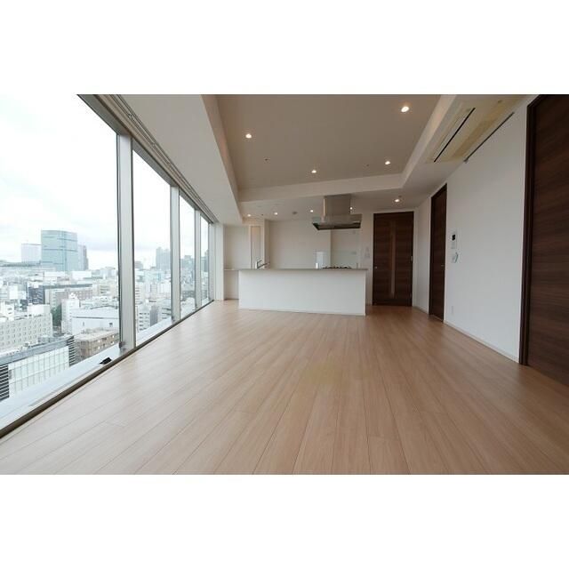 居室・リビング　使いやすい居間です