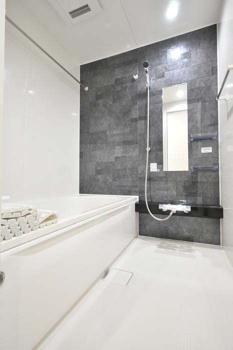 バス・シャワールーム　１坪風呂、浴室乾燥機