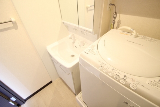 洗面設備　※別部屋の写真です