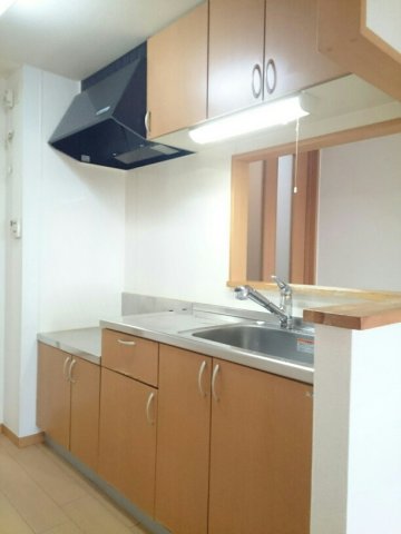 バス・シャワールーム　コンパクトで使いやすいお風呂です