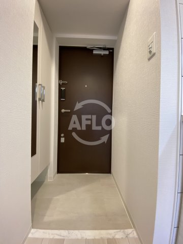 玄関　エスリードレジデンス大阪難波　玄関