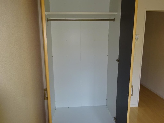 収納　クローゼット