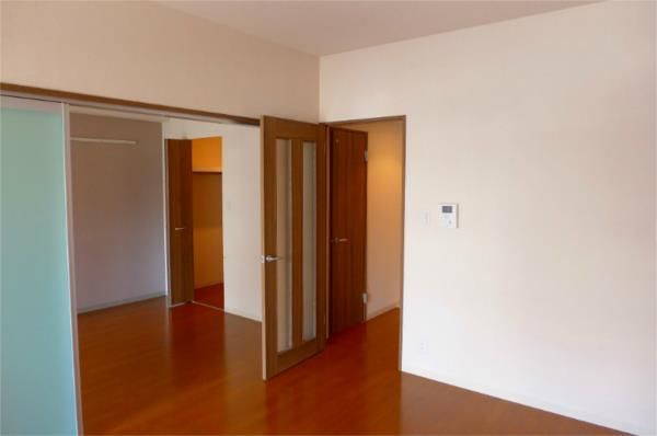 居室・リビング　※別部屋参考写真