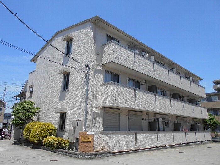 建物外観　大袋駅徒歩９分（７２０ｍ）