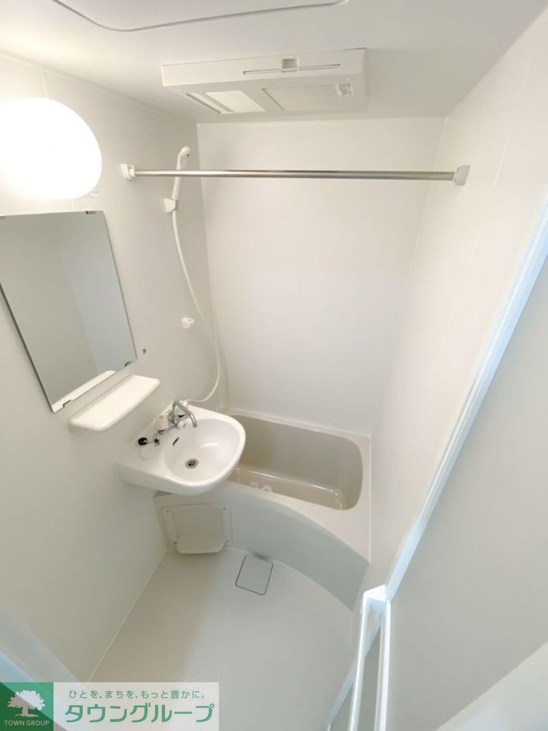 バス・シャワールーム　雨天・冬は必須！浴室乾燥暖房付き♪