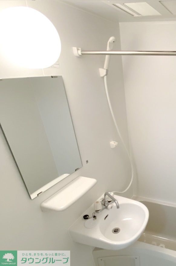 洗面設備　２点ユニットバス♪