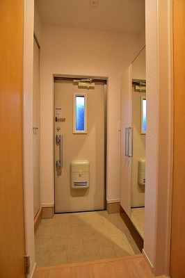 玄関　Ｈｉｌｌｓ　ＭＫＥ　板橋区弥生町