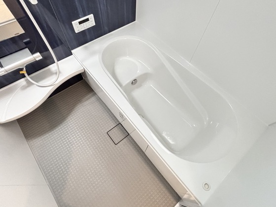 バス・シャワールーム　一坪風呂