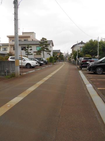 その他　前面道路（その他）まで0m