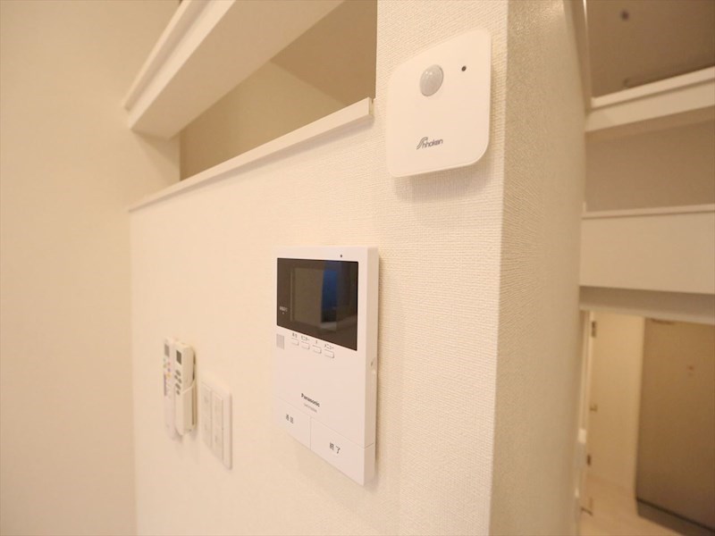 セキュリティ　ＴＶモニター付インターホン　同仕様写真