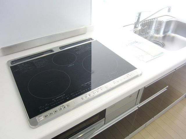 キッチン　★お部屋探しは株式会社タウンハウジング東京まで★