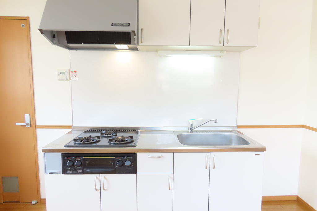 キッチン　※反転間取りの写真です