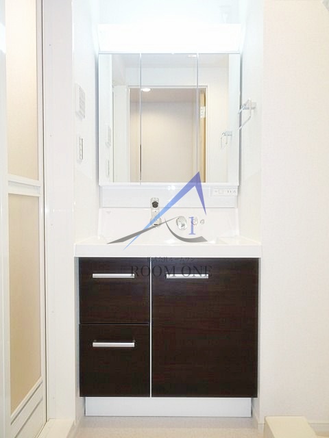 洗面設備　洗面台です。