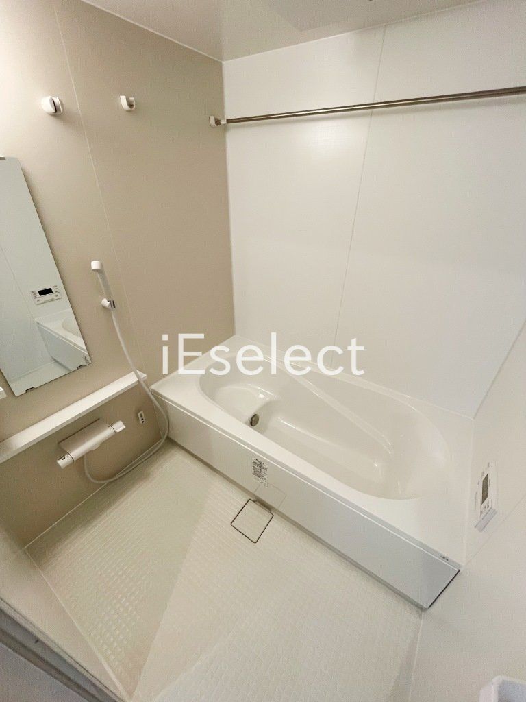 バス・シャワールーム　広々１坪バスでリラックス♪