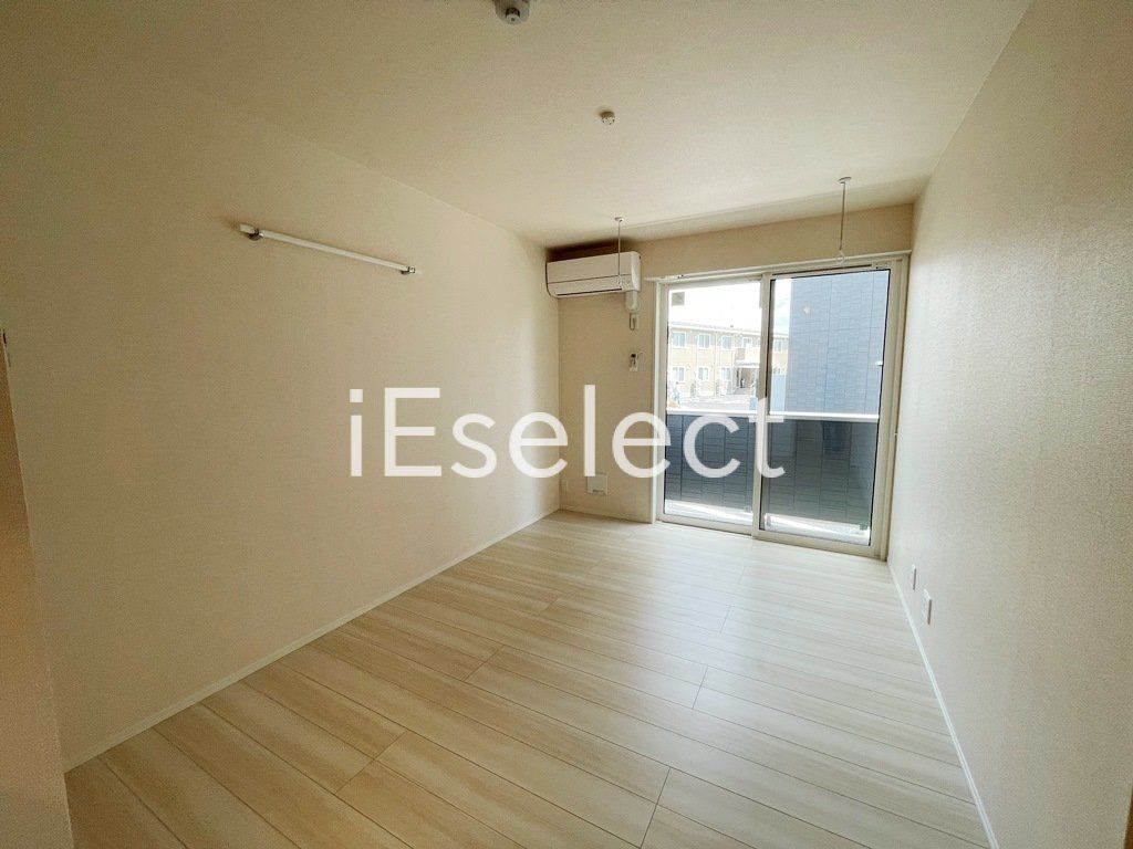 居室・リビング　明るくキレイなリビングルーム♪