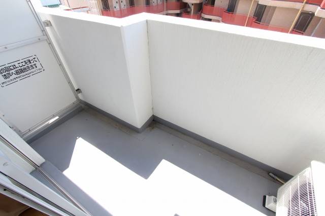 バルコニー　日当たり良好です。