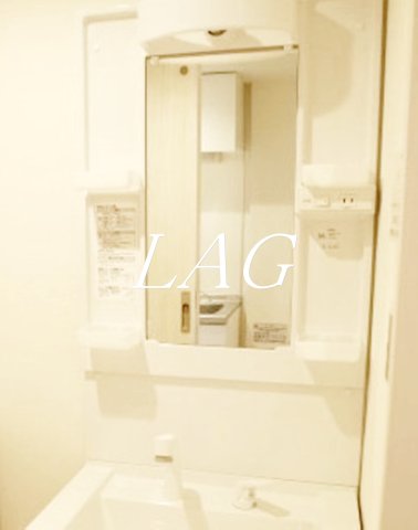 洗面設備　独立洗面台です。