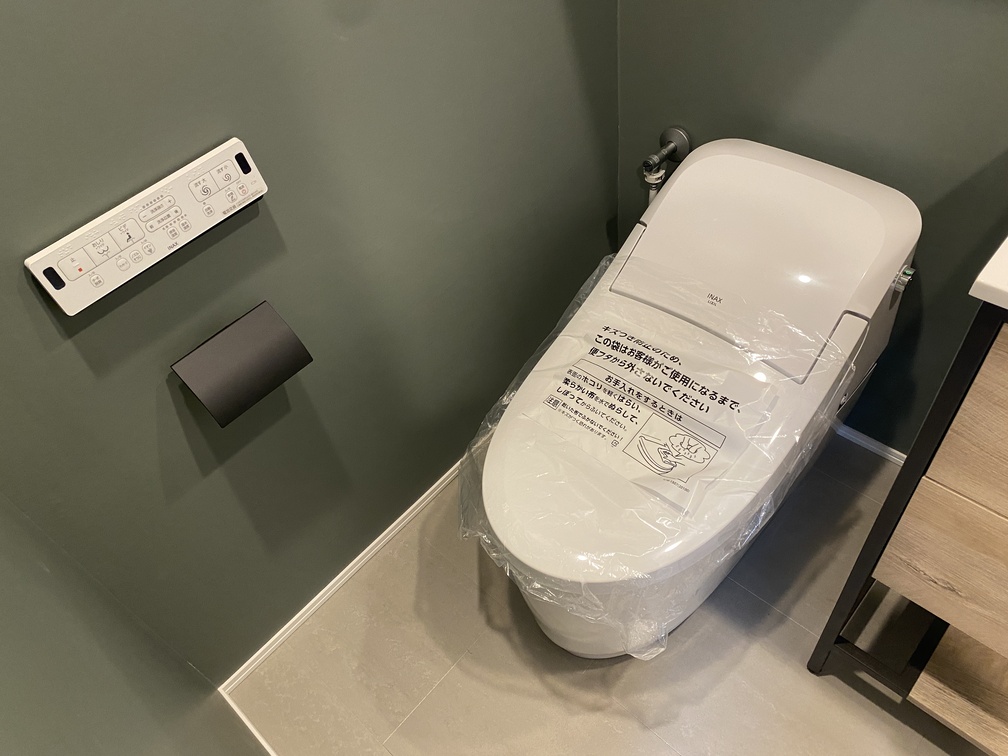 トイレ　■室内参考写真