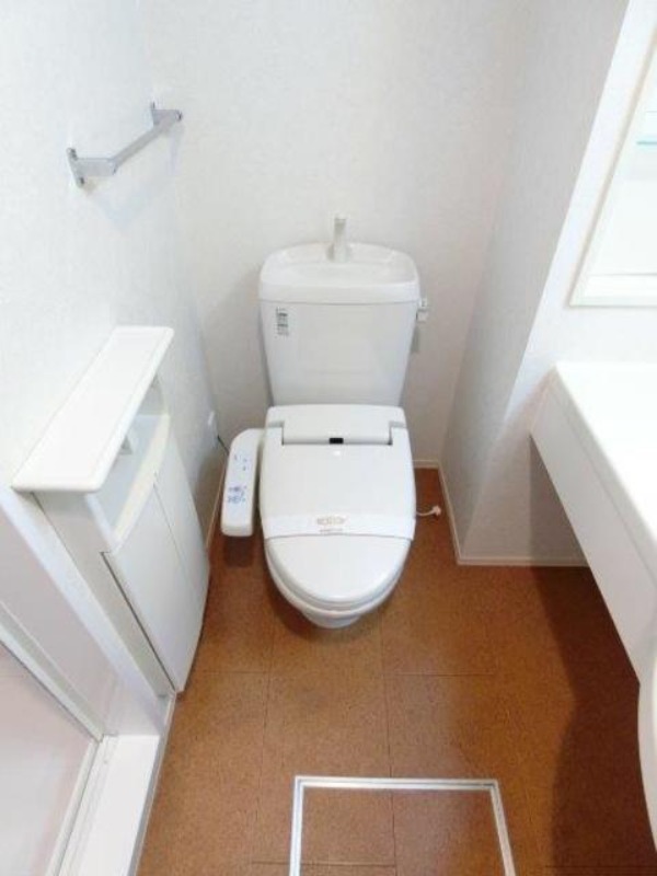 トイレ　図面と現状に相違がある場合には現状を優先．．．