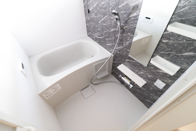 バス・シャワールーム　図面と現状に相違がある場合には現状を優先