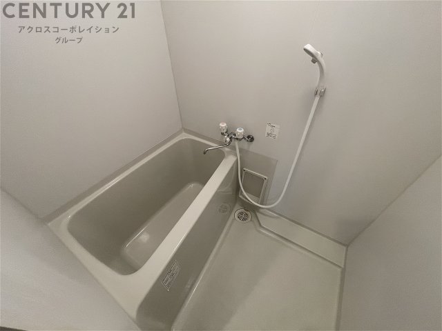 バス・シャワールーム　浴室乾燥付きのバスルーム♪