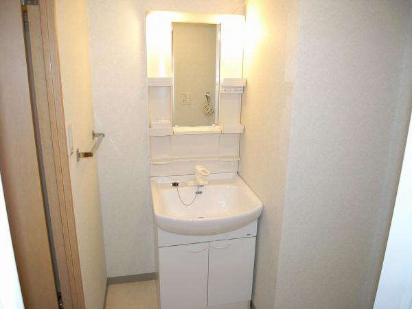 洗面設備　洗面化粧台