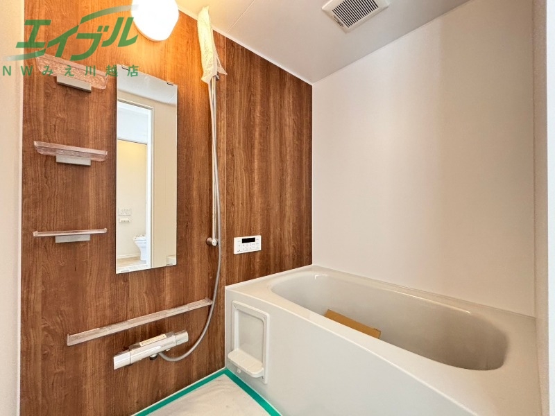 バス・シャワールーム　別部屋参考写真です