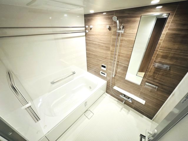 バス・シャワールーム　日々の疲れを癒すお風呂付です