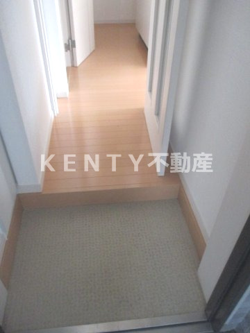 玄関　シンプルで使いやすい玄関です