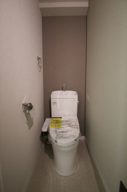 トイレ　別号室の写真です