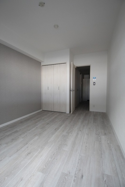 居室・リビング　別号室の写真です