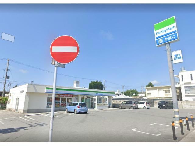 コンビニ　ファミリーマート石川一丁目店（コンビニ）まで438m