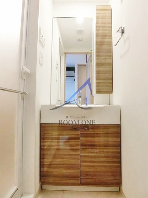 洗面設備　洗面台です。